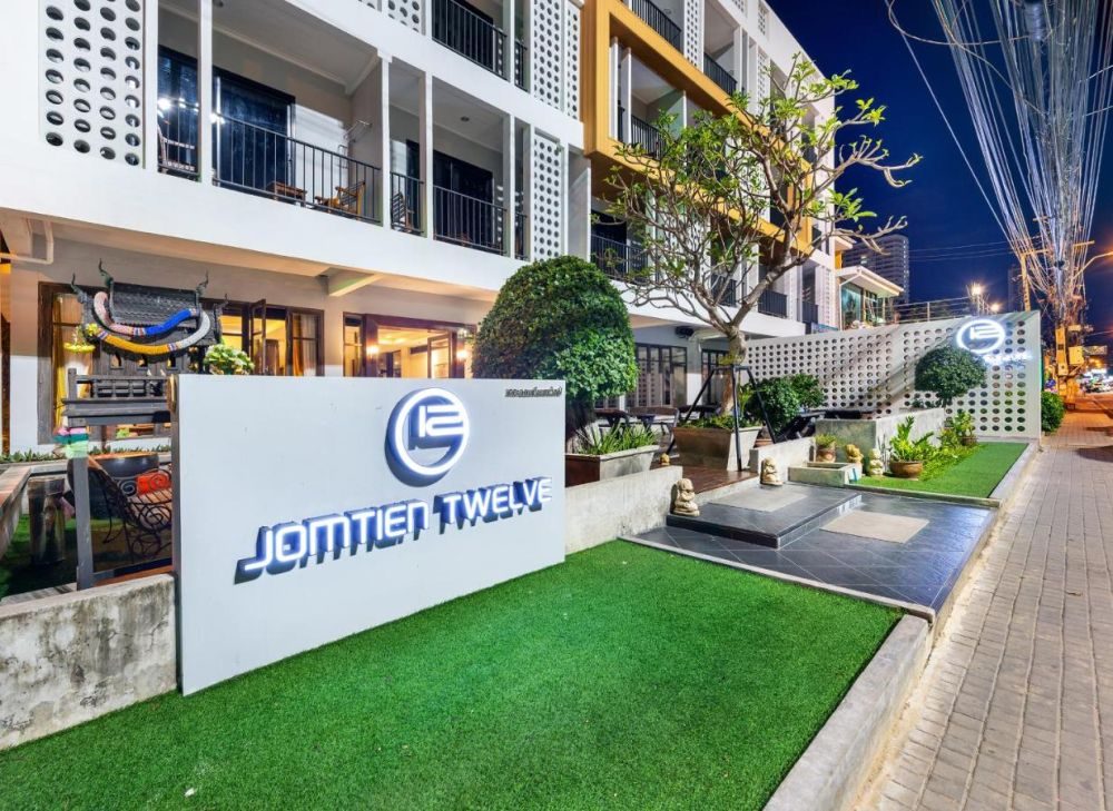 Jomtien Twelve Boutique Hotel (The)