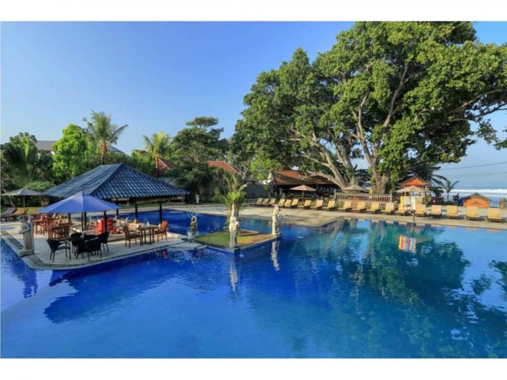 Фото отеля Puri Saron Hotel Seminyak