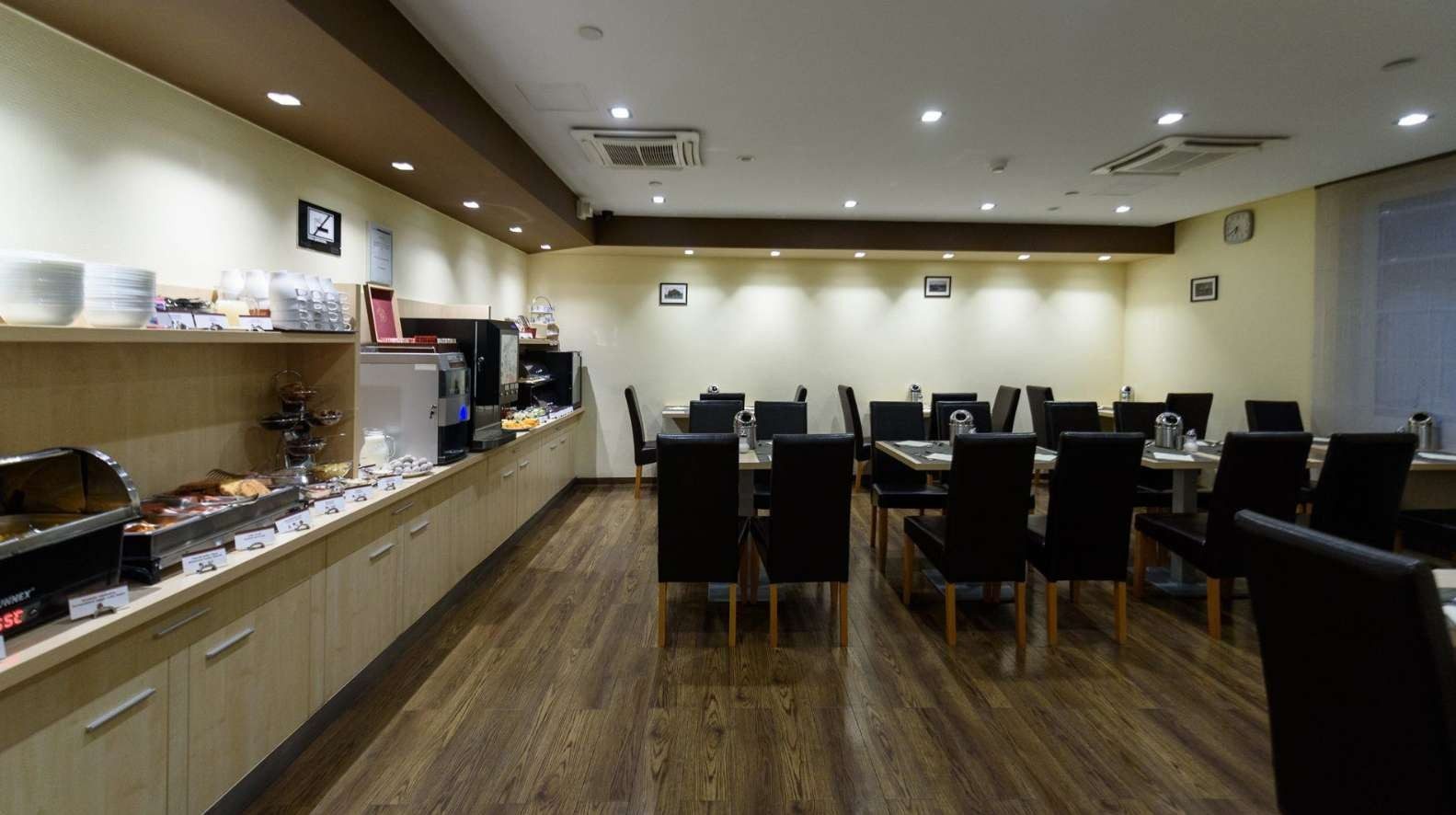 Promenade Сity Hotel