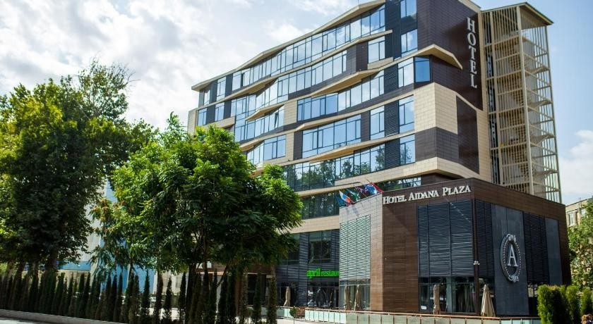 Aidana Plaza Hotel