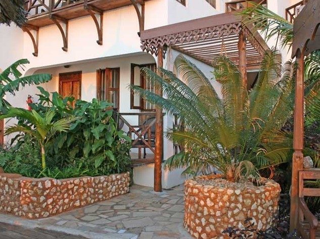 Langi Langi Beach Bungalows