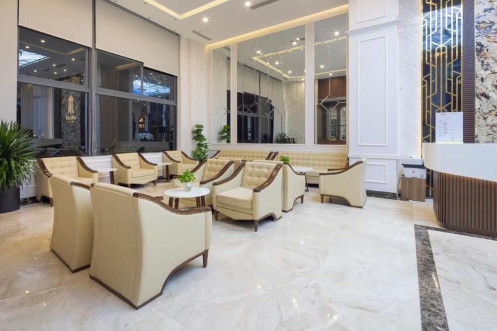 Avari Hotel