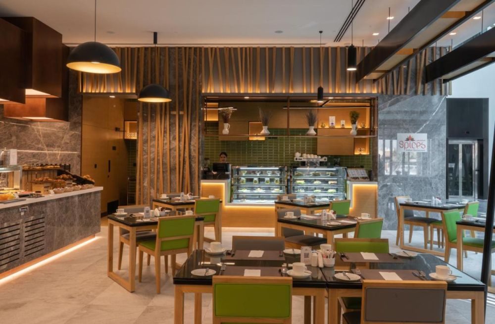 Al Khoory Courtyard Hotel