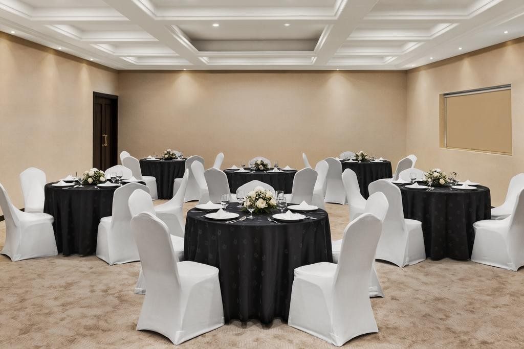Ramada By Wyndham Dubai Deira
