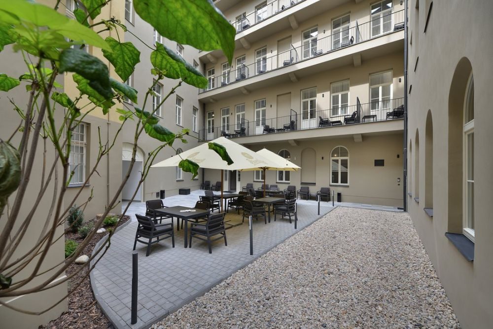 New Town Ea Hotel