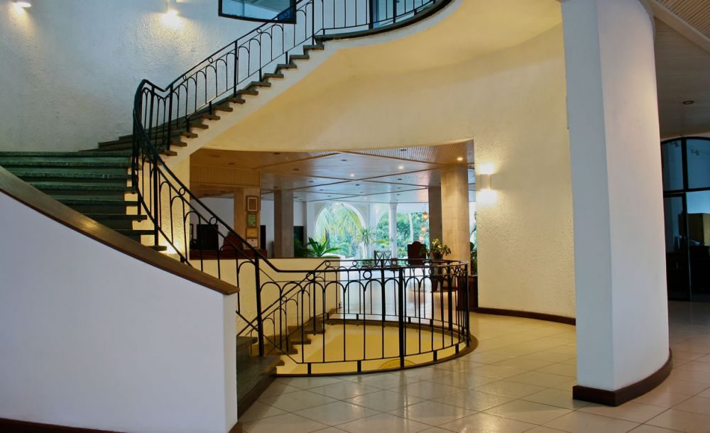 Plaza Beach Hotel