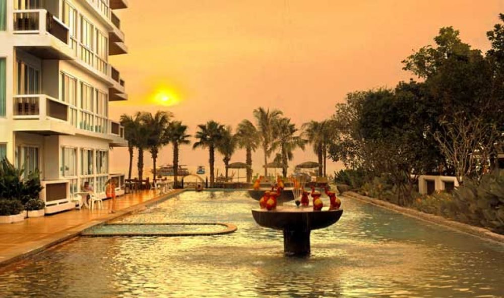 SAND BEACH PATTAYA (THE)