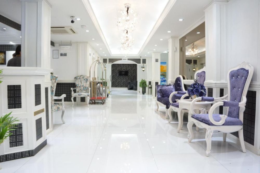 White Fort Hotel Dubai