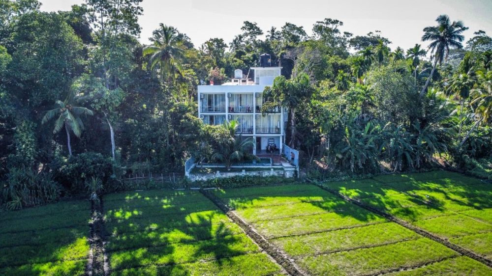 Green Edge Villa