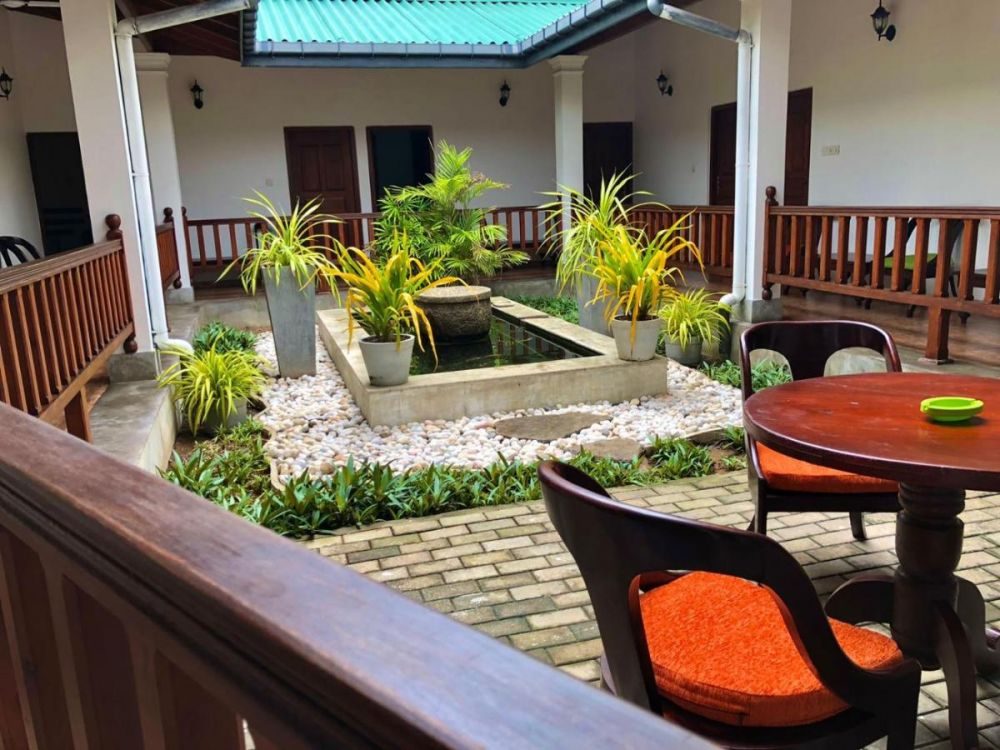 Sundowners Guesthouse