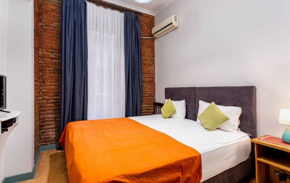 ETHNOGRAPH HOTEL OLD TBILISI