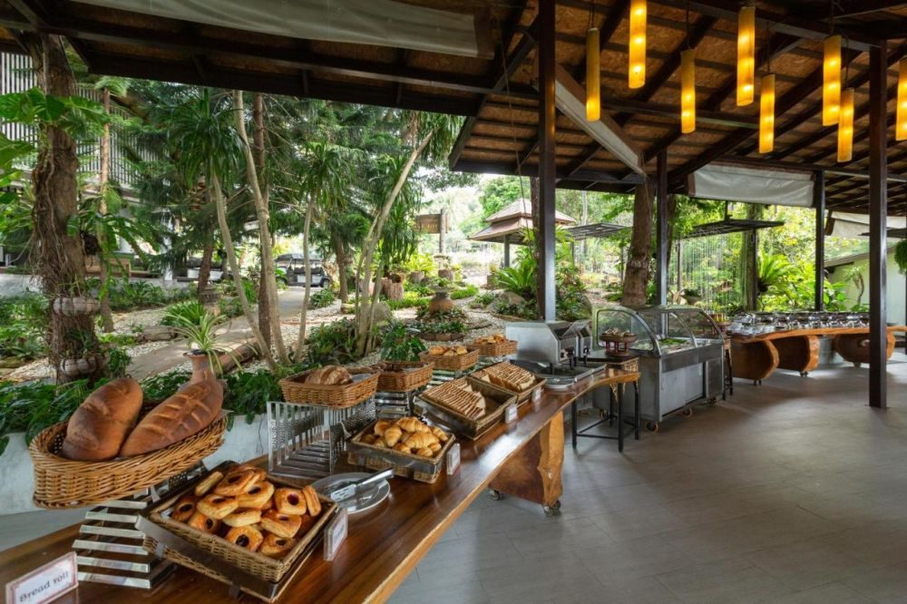 SECRET CLIFF RESORT & RESTAURANT