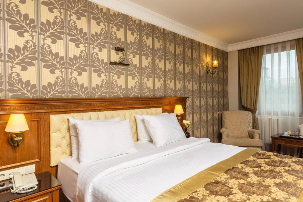 ACRA HOTEL