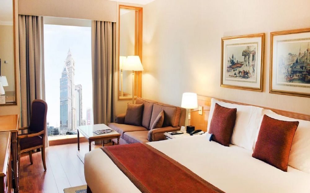 Millennium Plaza Downtown Hotel (ex. Crowne Plaza Dubai Sheikh Zayed Road)
