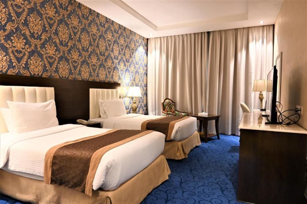 Crystal Plaza Al Majaz (ex. Tulip Inn Al Khan)