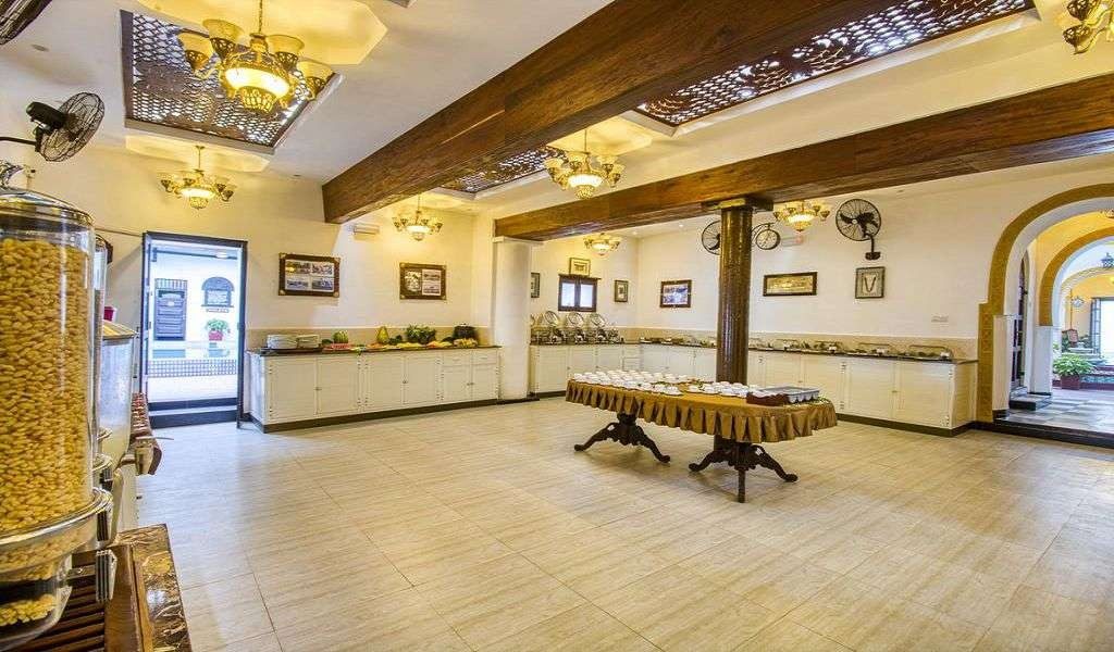 Фото отеля Tembo Palace Hotel
