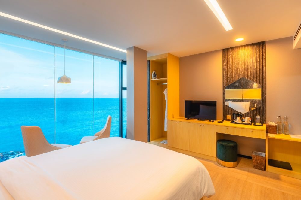 Swarn by Hawks Hotels (ex. Clarks Exotica Kamadhoo Maldives)