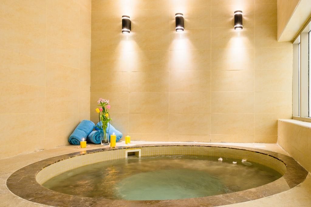 Crystal Plaza Al Majaz (ex. Tulip Inn Al Khan)