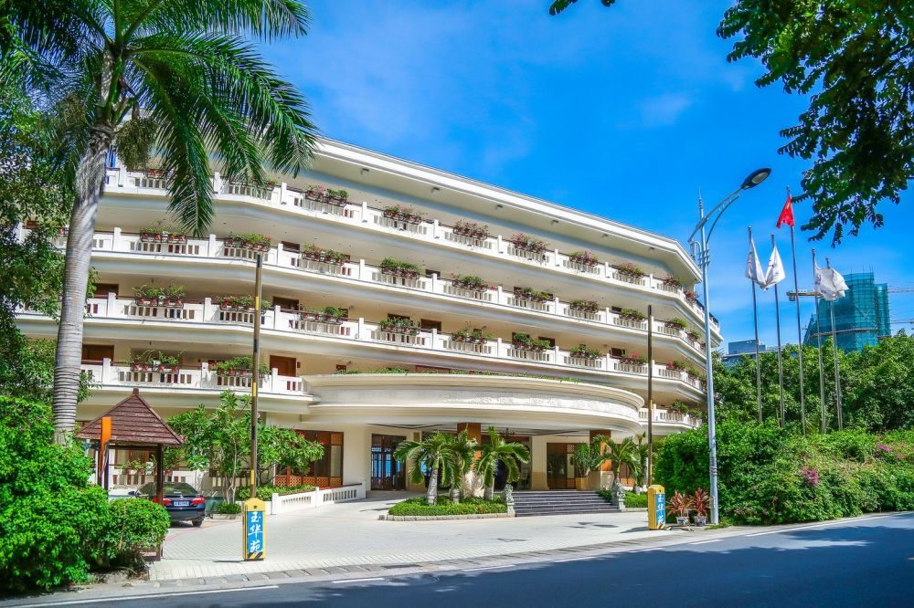 Фото отеля Sanya Yuhuayuan Seaview Hotel