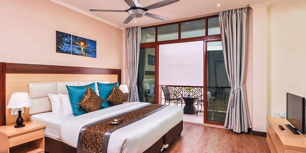 Triton Beach Hotel