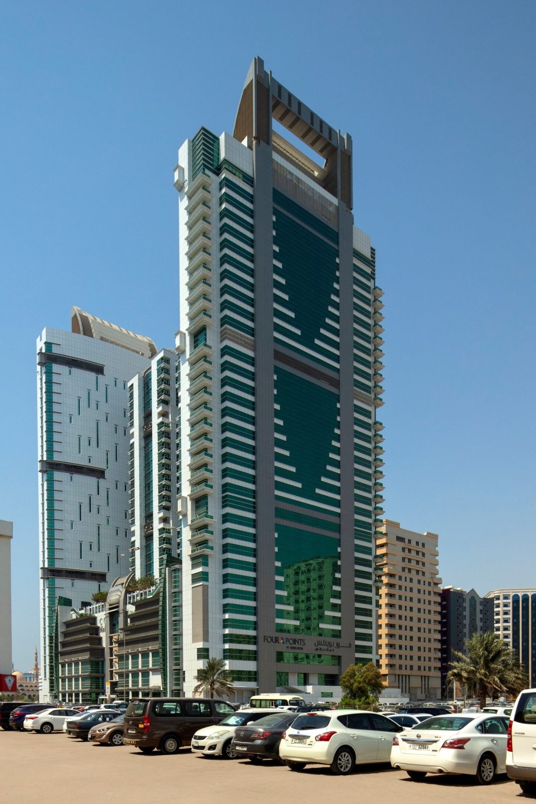 Фото отеля Four Points by Sheraton Sharjah