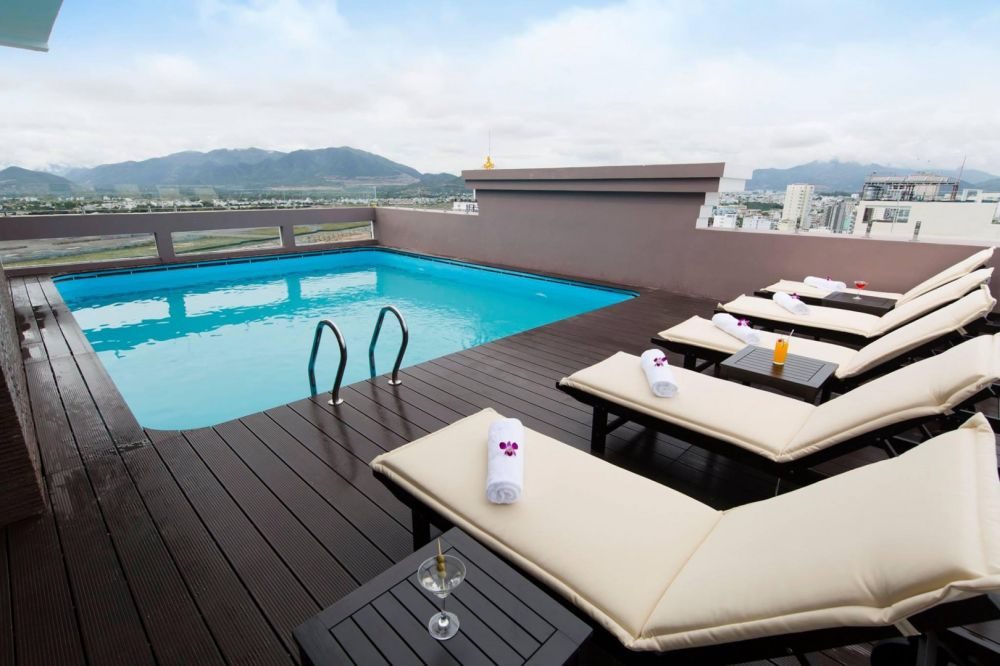 Meriton Nha Trang Hotel