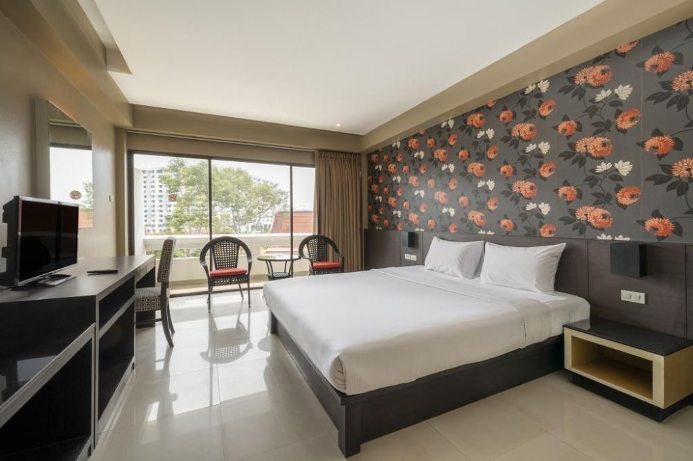 Welcome Plaza Hotel