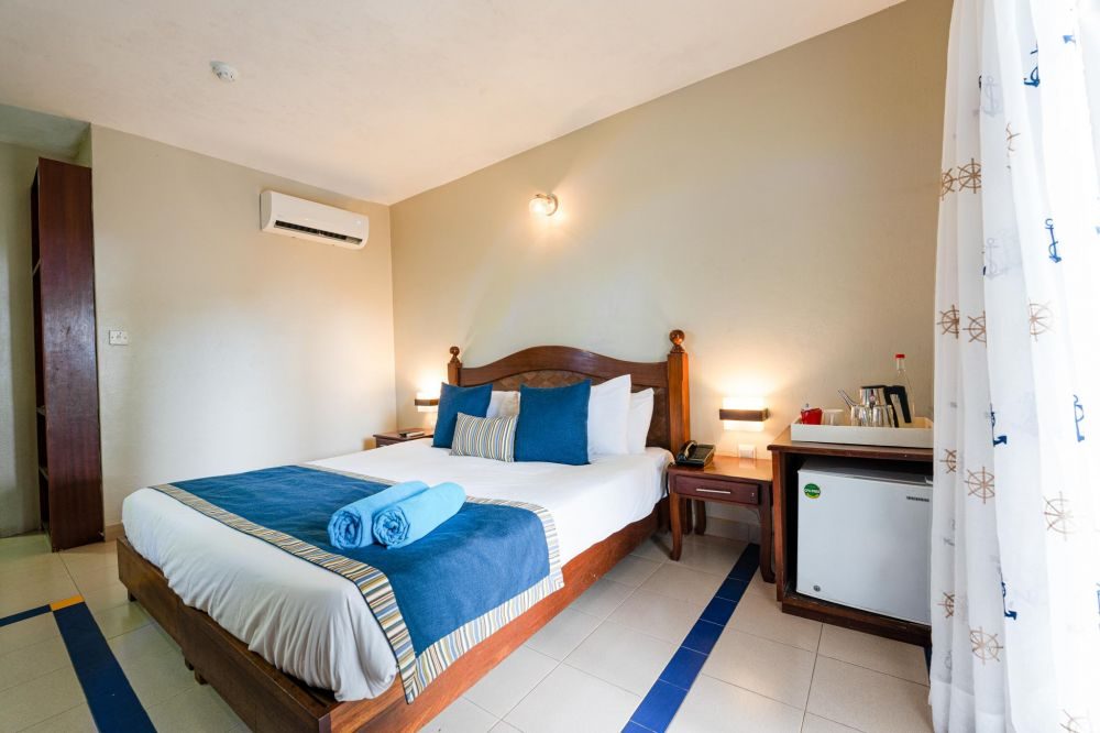 Le Grand Bleu Hotel