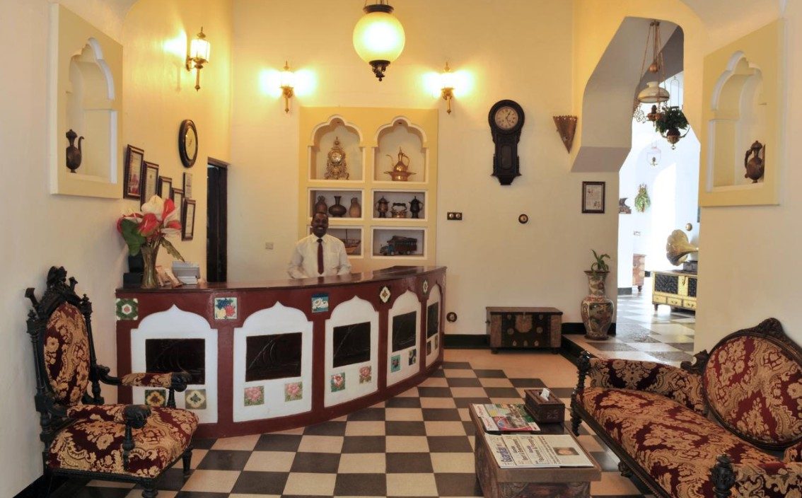 Dhow Palace Hotel