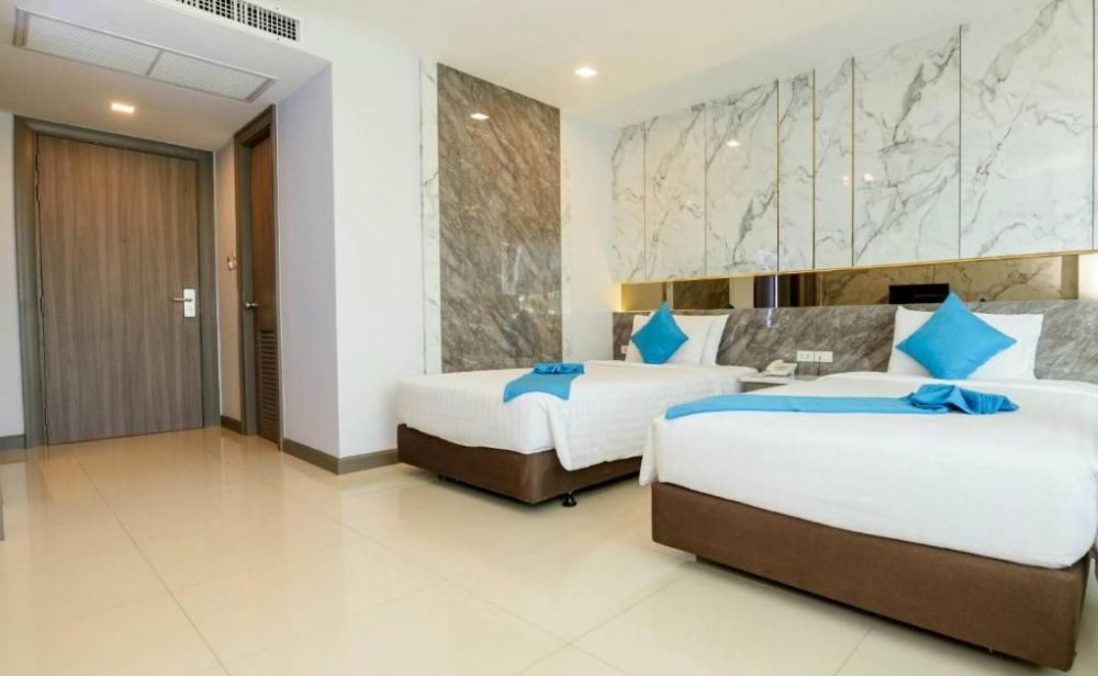 Crystal Palace Pattaya