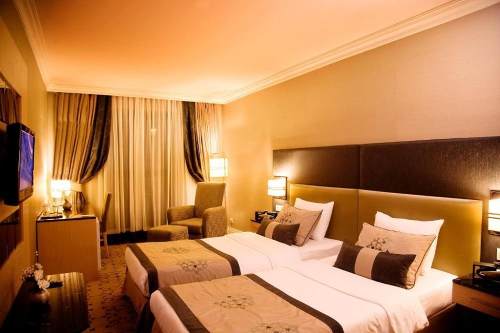 DARKHILL HOTEL