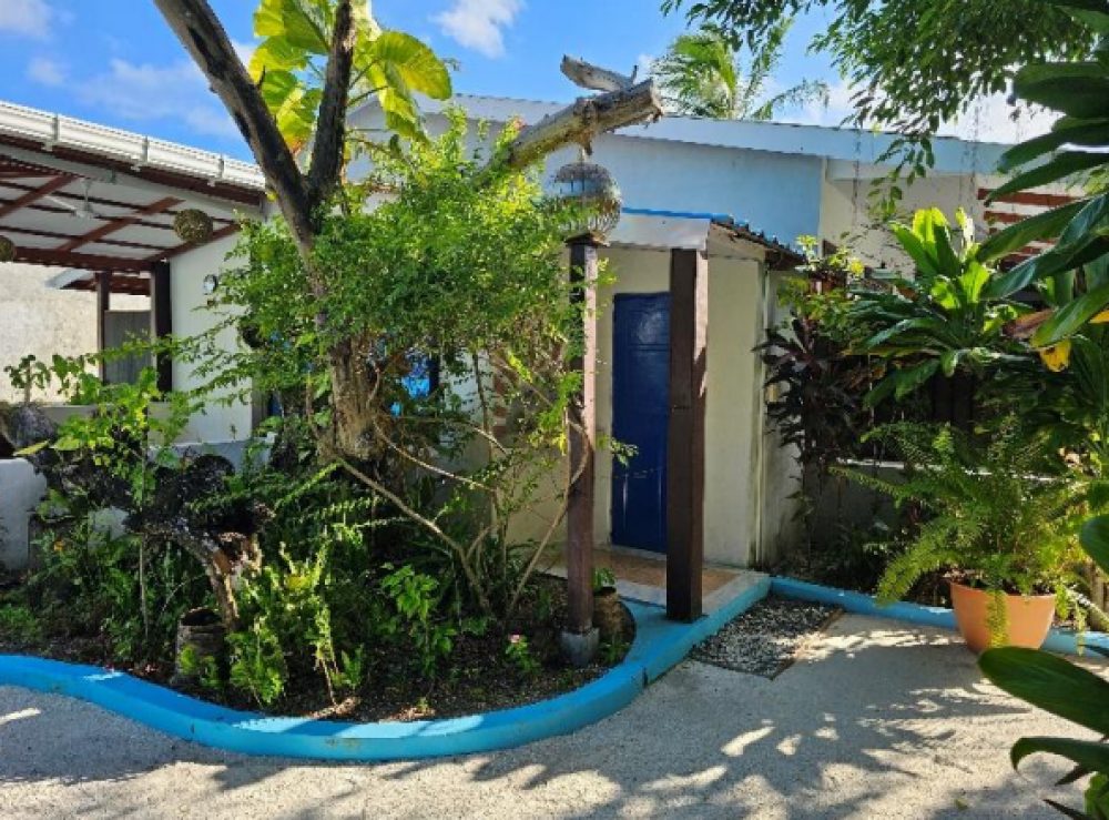 Garden Rooms by Lagoon View