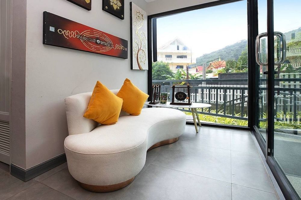 iCHECK INN DARISA TROPICANA HILLS PATONG