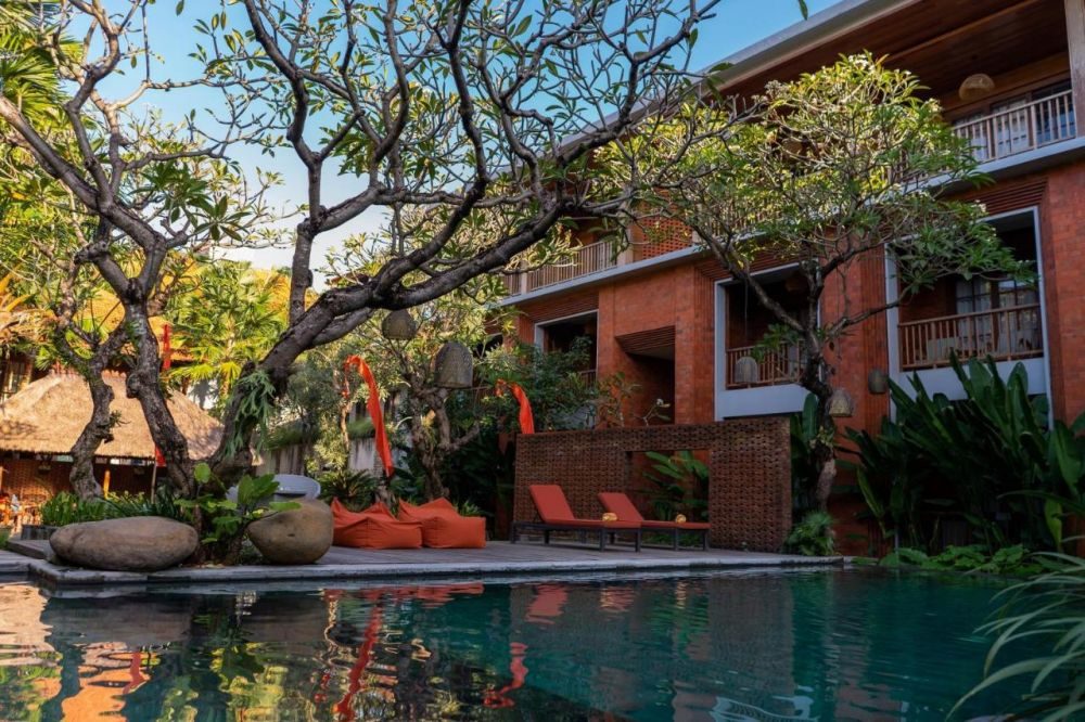 Fourteen Roses Boutique Hotel