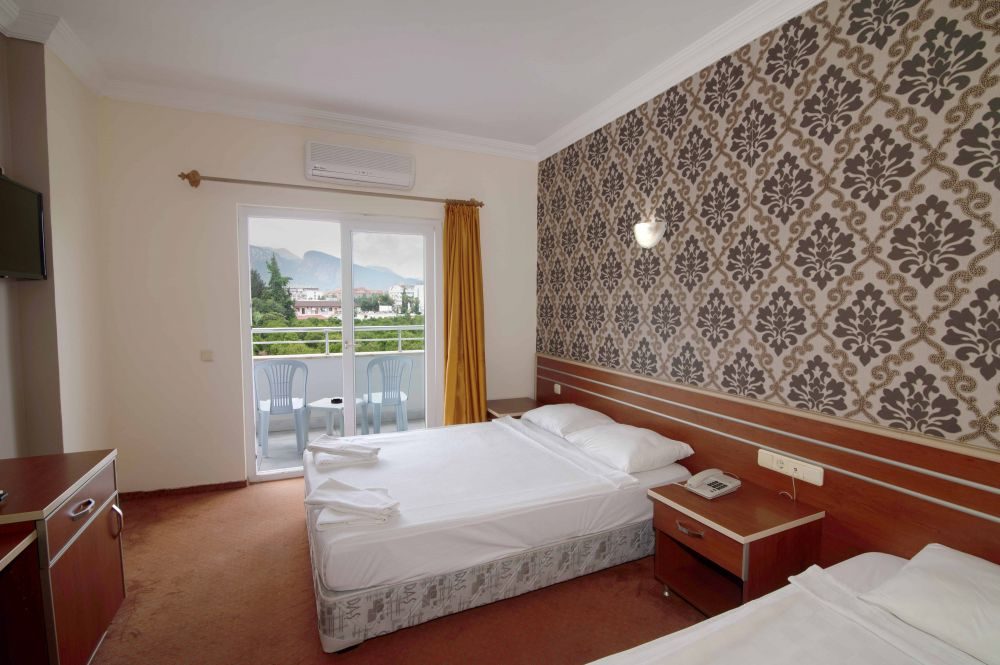 GRAND HOTEL DERIN
