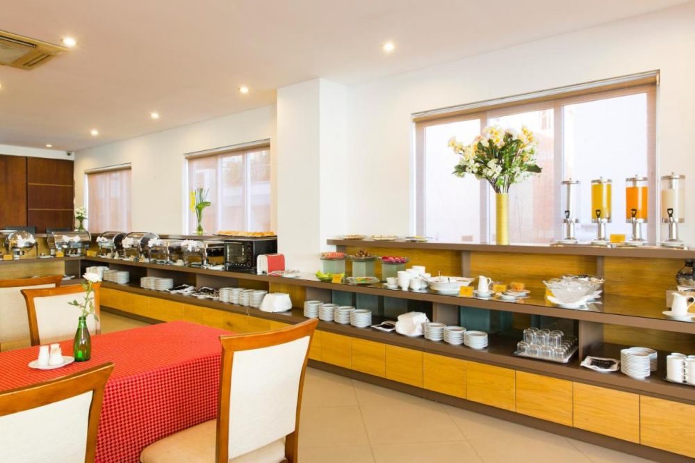 Starlet Hotel