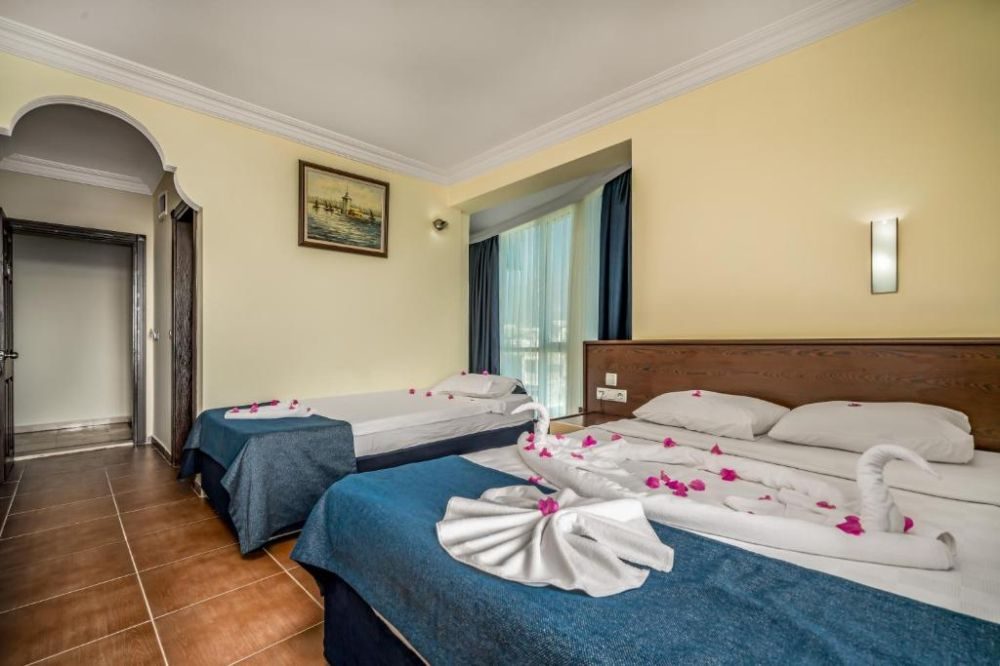 ARSI BLUE BEACH HOTEL