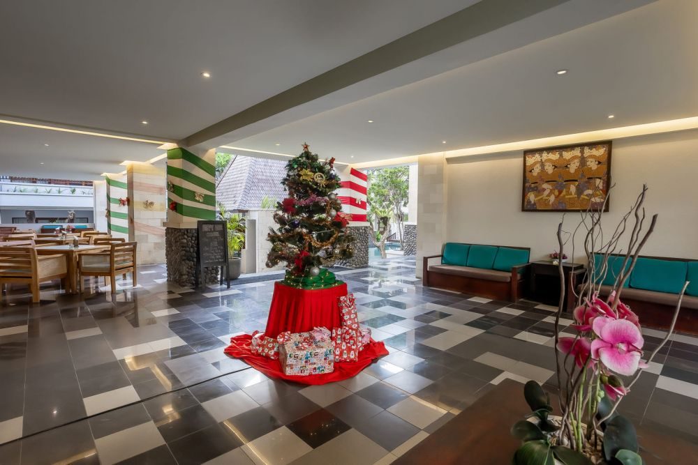 Fourteen Roses Beach Hotel