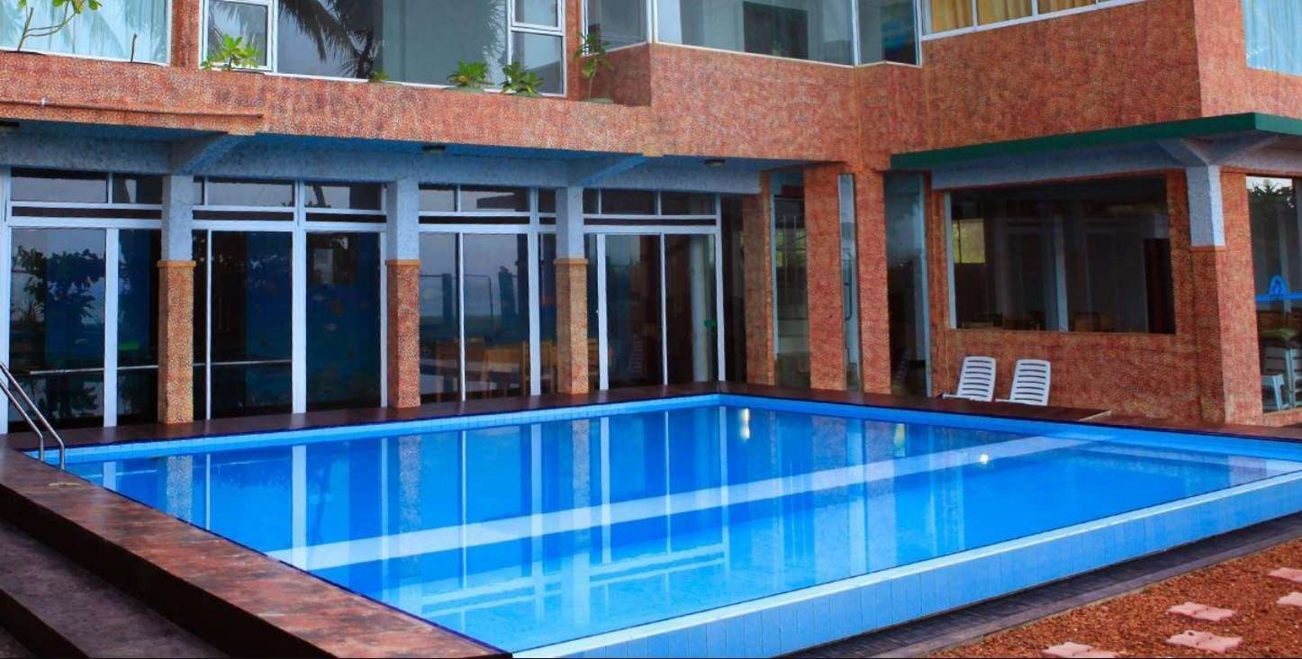 Roy Villa Beach Hotel