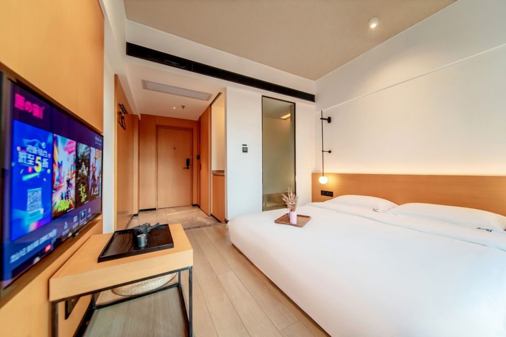 Daisy Inn Sanya(Ex.Sanya Yuanye Ying Xing Hotel)
