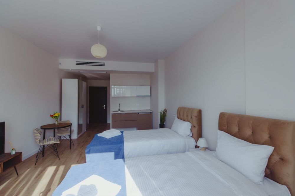WHITE SAILS RESIDENCE
