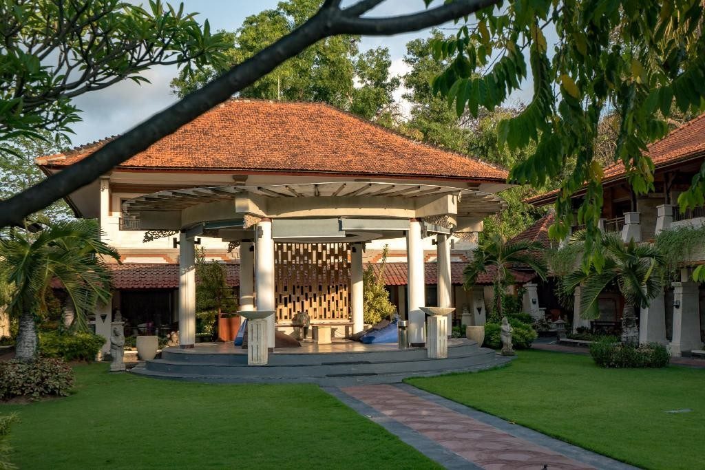 Фото отеля Kuta Beach Club (ex Sol House Bali – Kuta)