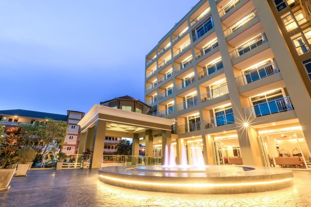 Crystal Palace Pattaya