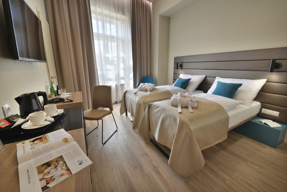 New Town Ea Hotel