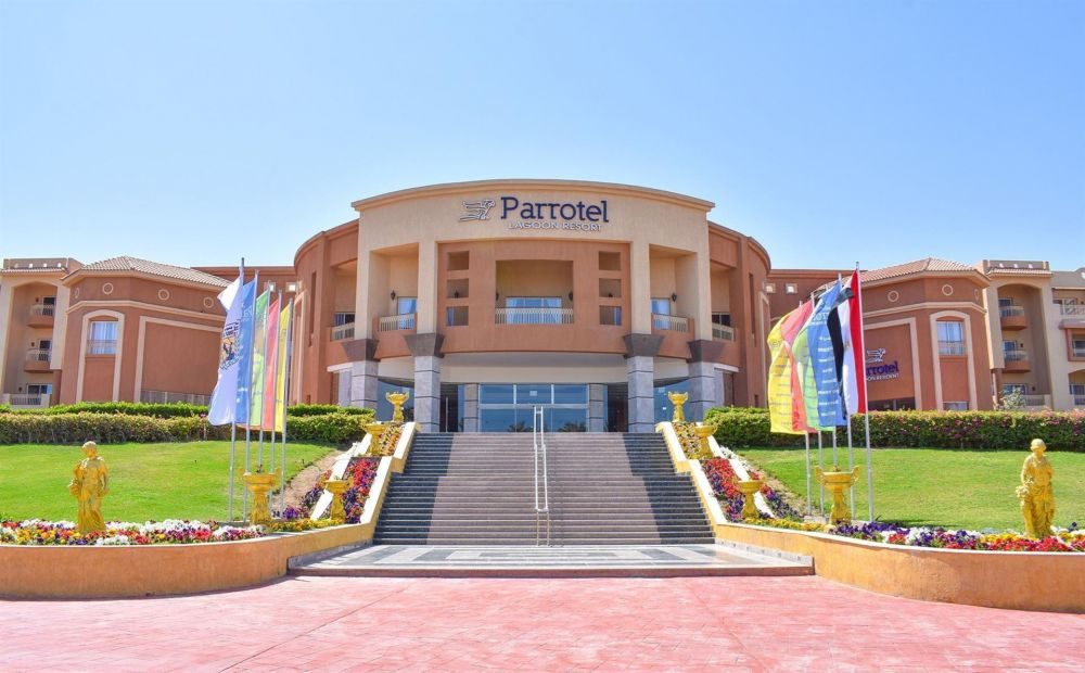 Parrotel Lagoon Resort