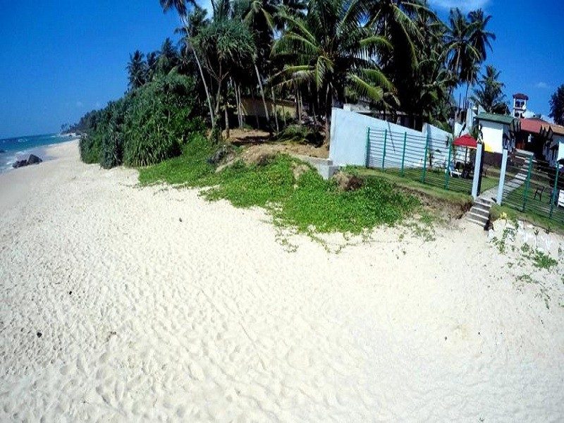 Ramon Beach