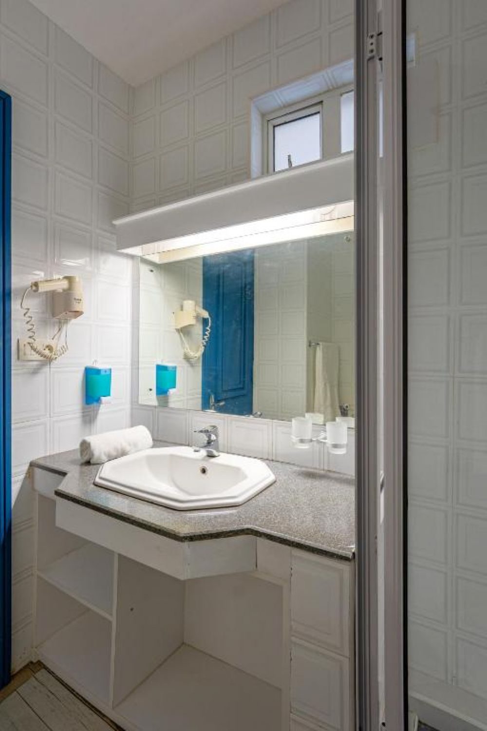 Le Grand Bleu Hotel