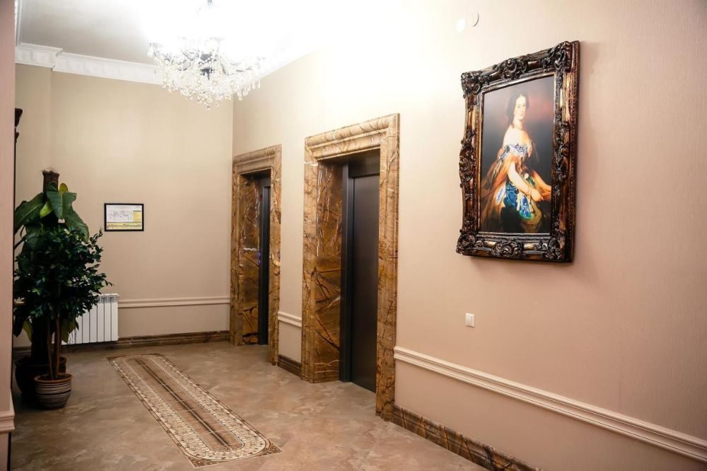 Alanda Hotel & Apartments