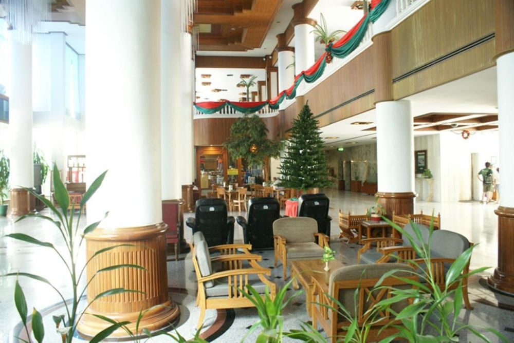 ROYAL PALACE HOTEL