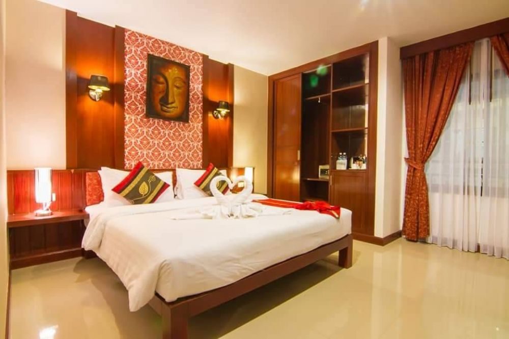 PATONG HEMINGWAYS HOTEL